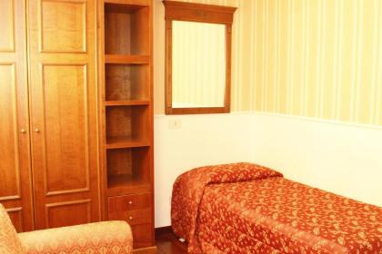 Torino Hotel - image 21