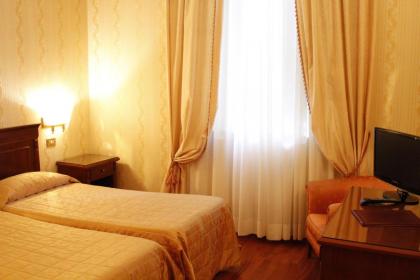 Torino Hotel - image 22