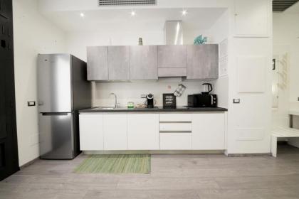 San Saba Street Apartment 52 - image 15