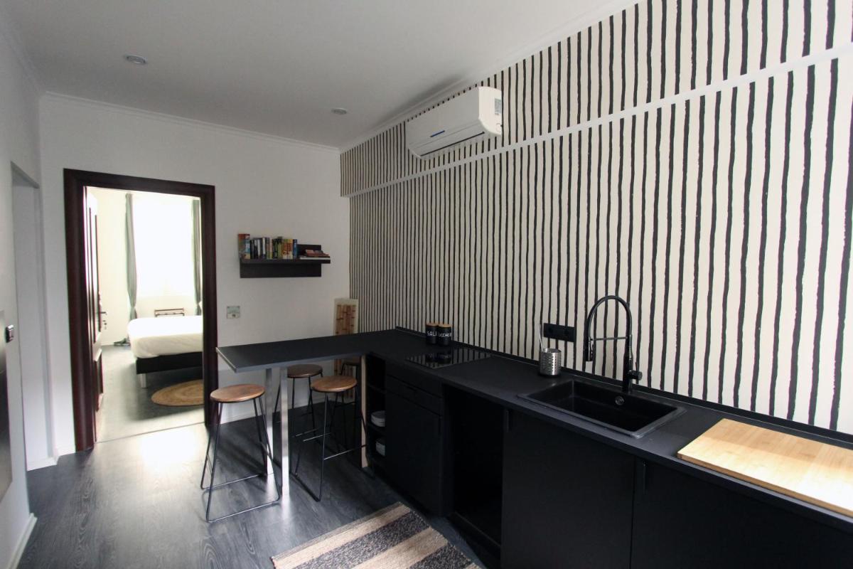 Avignonesi Flat - main image