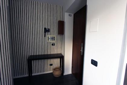 Avignonesi Flat - image 12
