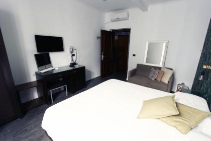 Avignonesi Flat - image 2