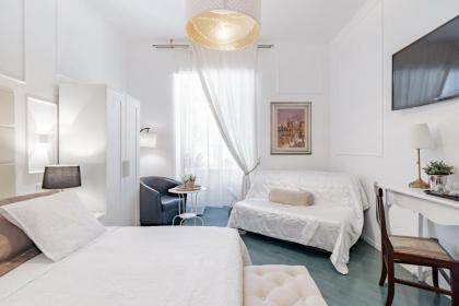 Glint House Roma - image 26
