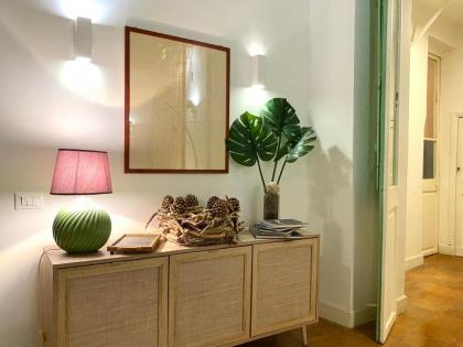 Pantheon Ancient Rome Apartment - image 19