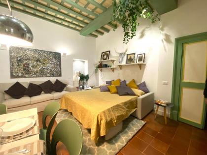Pantheon Ancient Rome Apartment - image 5