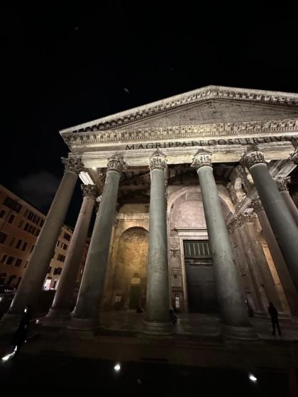 Pantheon - La Dolce Vita Apartment - image 2