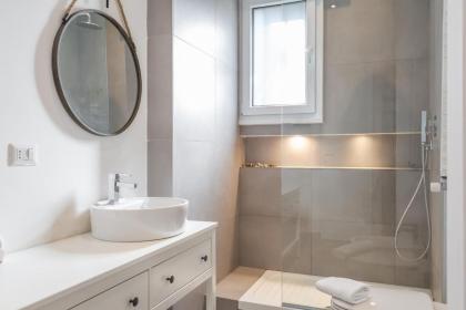 Corso Francia 2BDR Apartmet - image 14