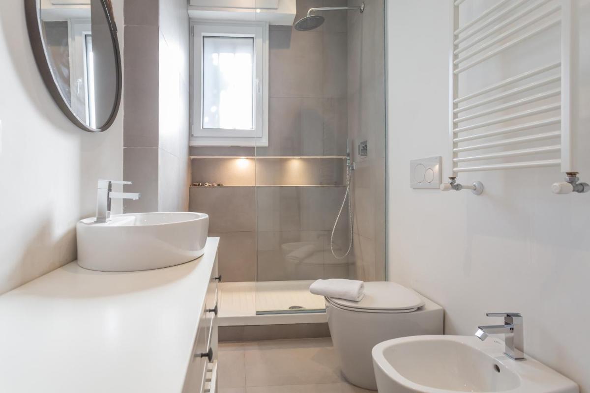 Corso Francia 2BDR Apartmet - image 6