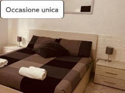Appartamento posizione strategica Roma - image 2