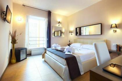 COLOSSEUM RESORT