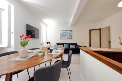 Monti Spacious Apartment 2 - image 12