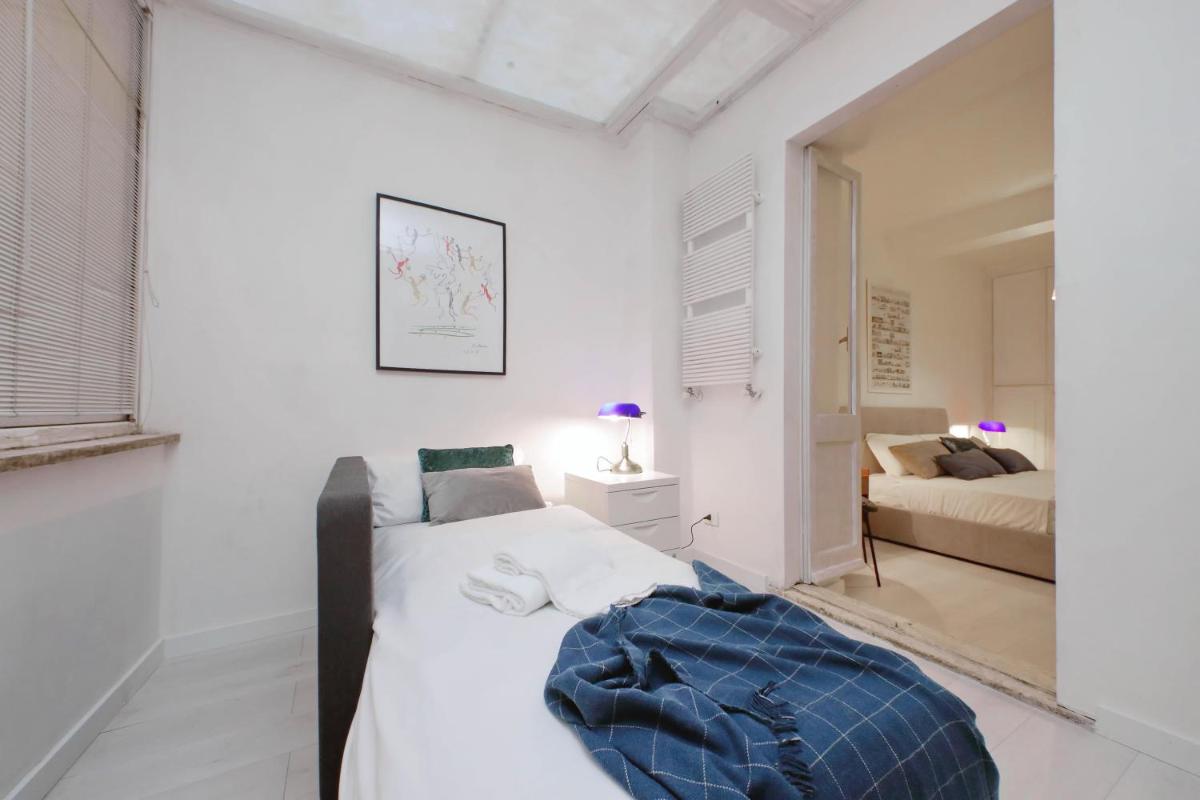 Monti Spacious Apartment 2 - image 6