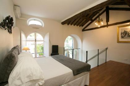 Your Prestigious Penthouse at the Spanish Steps - image 19
