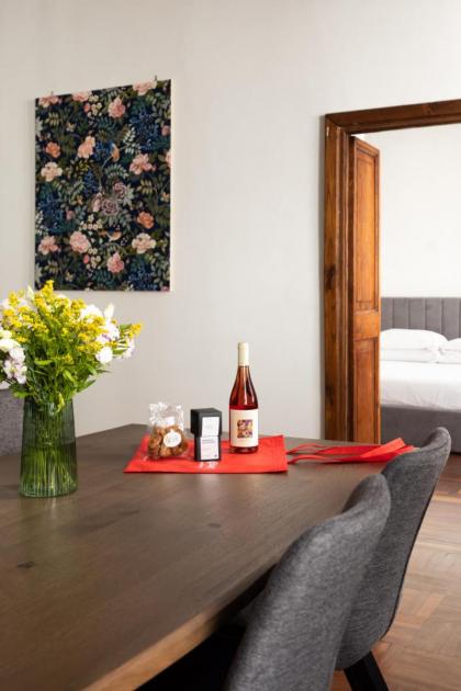 Campo de Fiori Large and Beautiful Apartment - image 4
