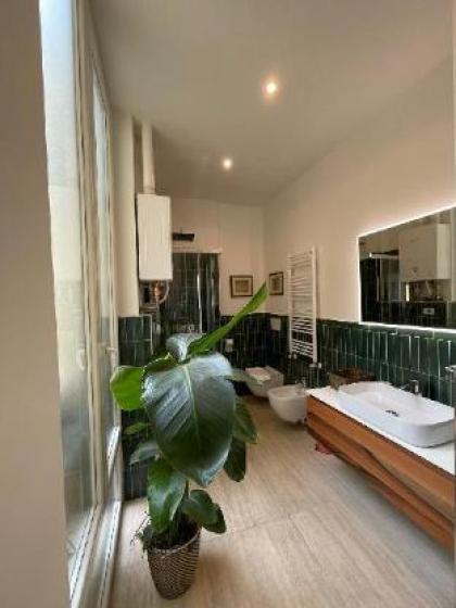 Sole Suite Apartament In The Center Of Rome - image 14