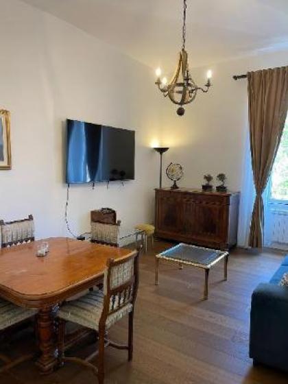 Sole Suite Apartament In The Center Of Rome - image 2