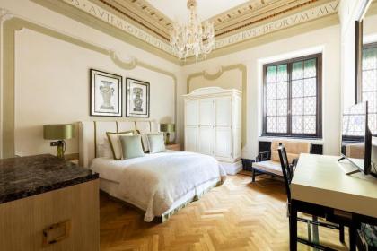 Casa Aurea by Burghesius - image 16