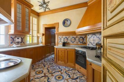 Casa Aurea by Burghesius - image 24