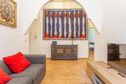 Villa Borghese modern 2 BDR Apartment