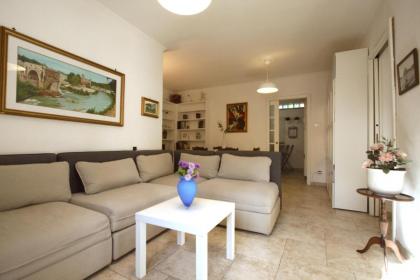 Appia Antica 2BR with swimming pool - image 22