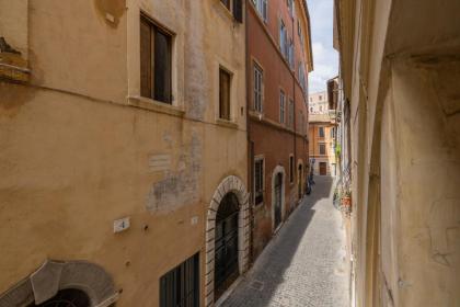woodstyle apartment - navona - image 25