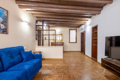woodstyle apartment - navona - image 8