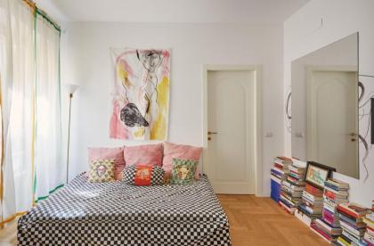 Trastevere Stylish Loft - image 15