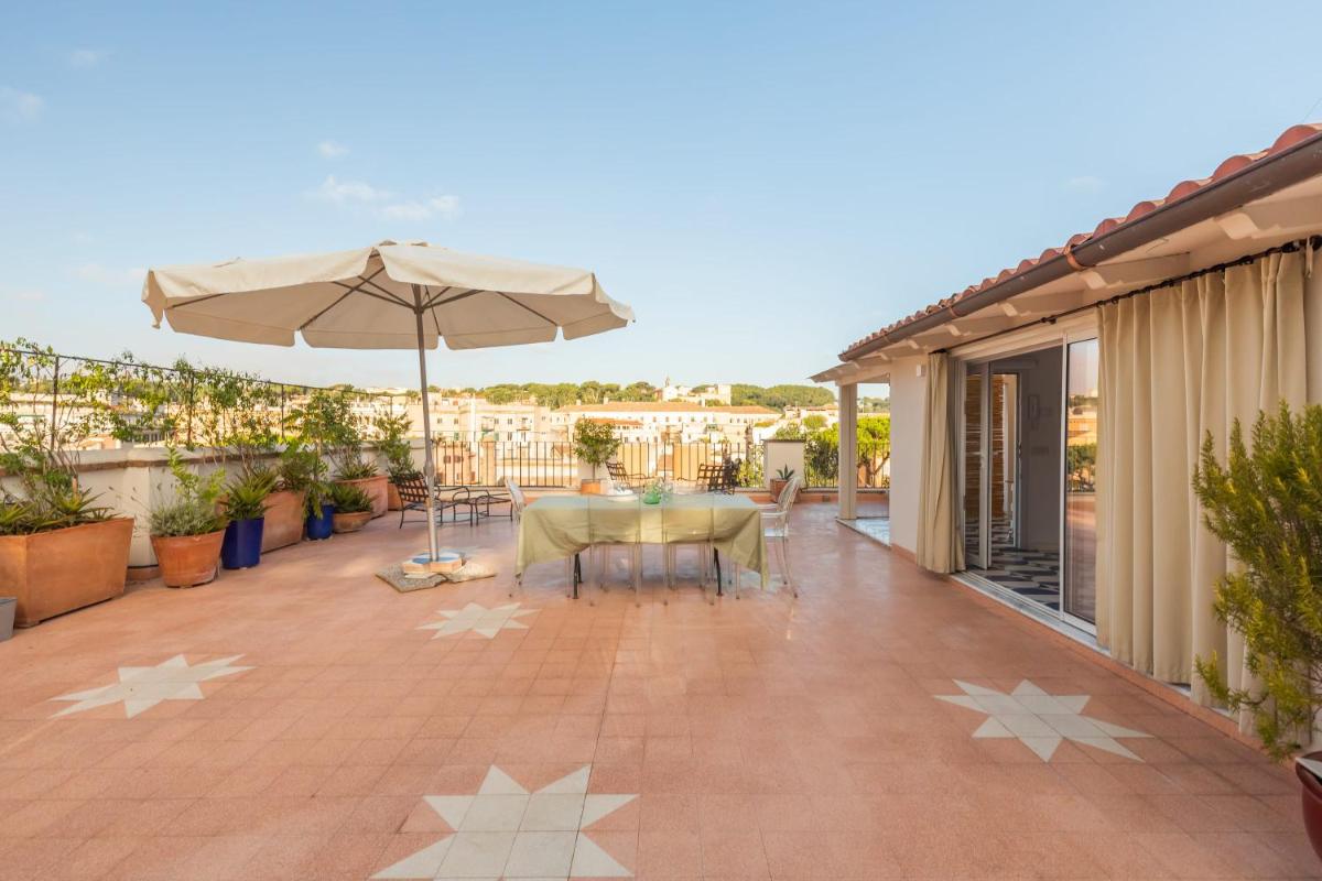 Trastevere Terrace Attic - main image