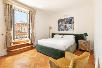 Casa Colonna by Burghesius - image 10