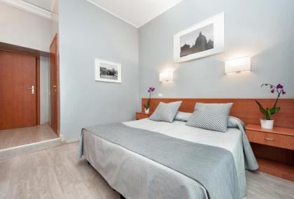 Hotel Roi - image 12