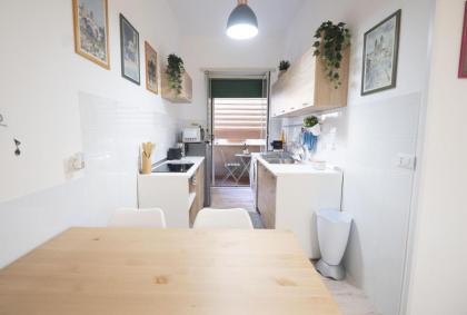 Lovely Apartment in Hip and Vibrant Pigneto - image 14