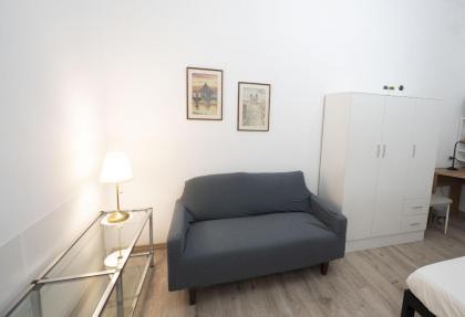 Lovely Apartment in Hip and Vibrant Pigneto - image 8