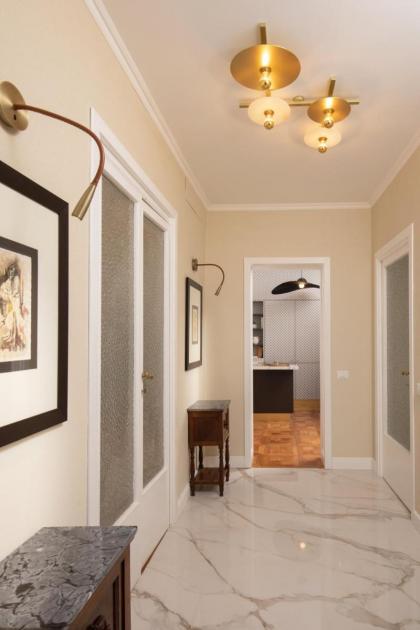 Casavignoni luxury apartment with terrace - image 8