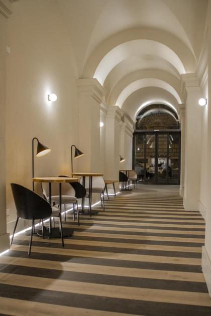 room007 Select Via Veneto - image 9