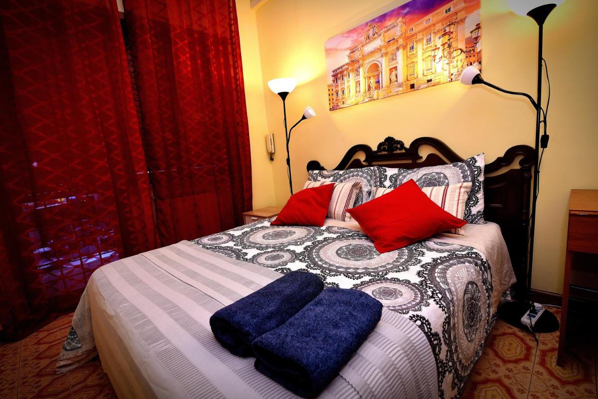 Roma Tiberius Suite - image 2