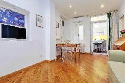 Sistina - WR Apartments - image 2