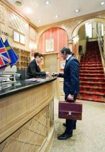 Hotel Zara - image 10