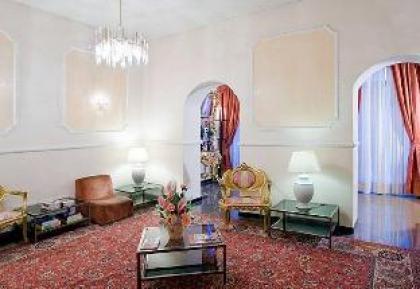Hotel Zara - image 7