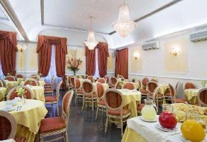Hotel Zara - image 8