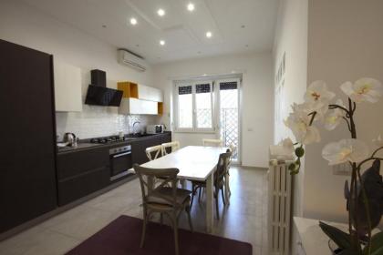 Piramide Holiday House