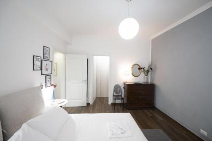Lovely Design Apartment with Balcony - image 14