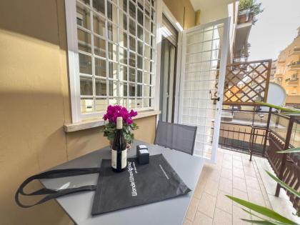 Lovely Design Apartment with Balcony - image 3