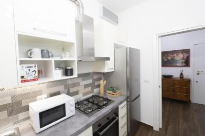 Lovely Design Apartment with Balcony - image 7
