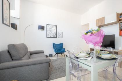 HT SUNNY1 bedroom Apartment by the Vatican - image 17