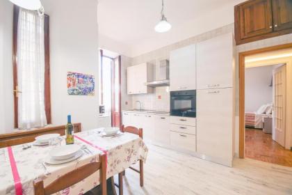 Rome Aparts - Deluxe Apartment at few steps from San Peter square - image 9