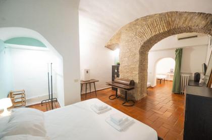 Campo de Fiori Grotto Apartment Rome 