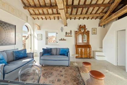 Casa Adriana by Burghesius - image 11