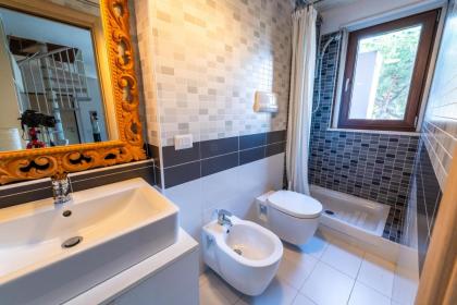 Home Around - image 13