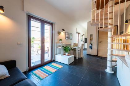 Home Around - image 9