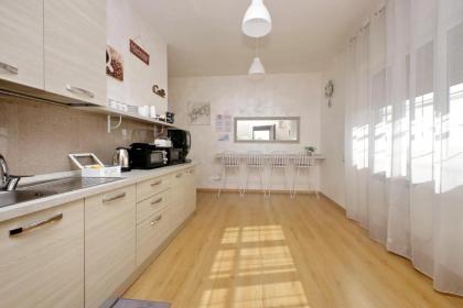 B&B Giuly - image 13